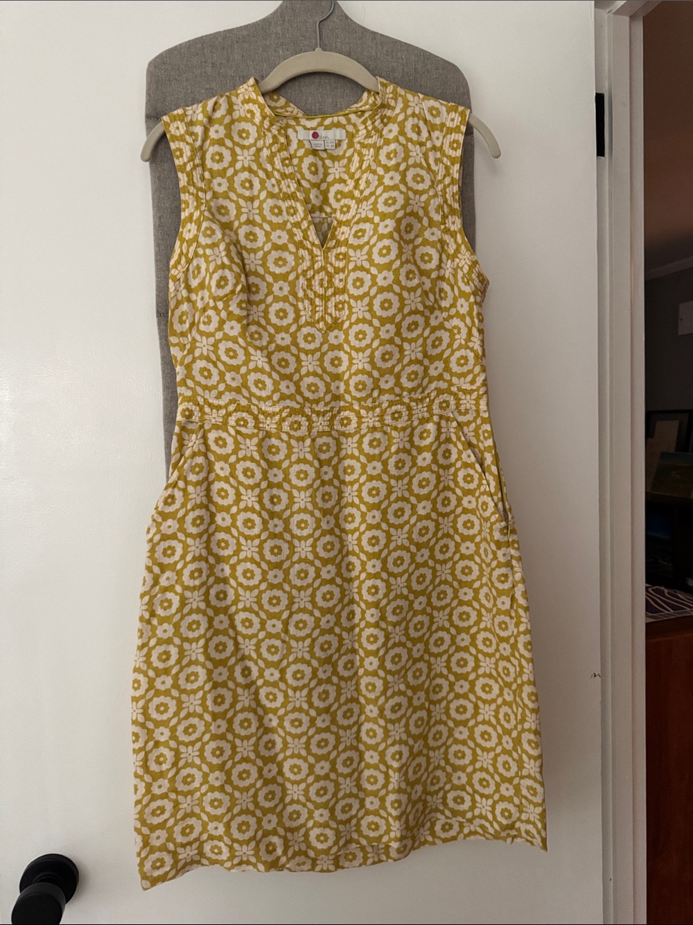 Boden Yellow and White Floral Sleeveless Dress